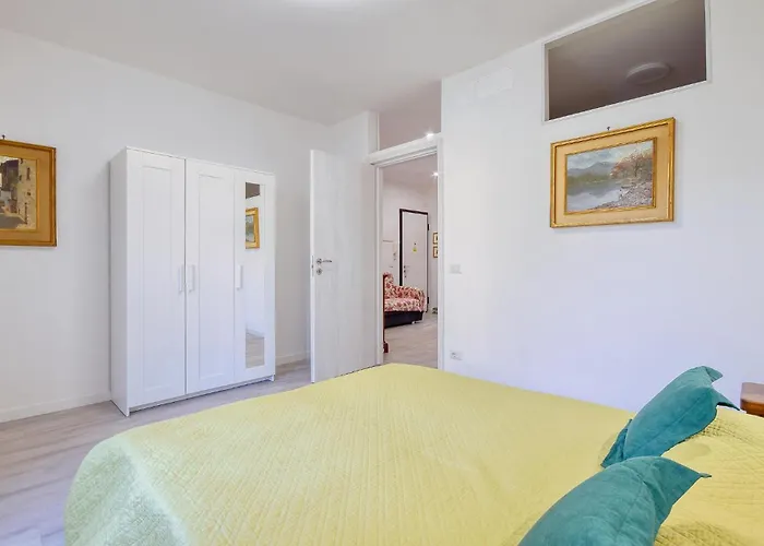 דירה 3 Bedroom Amazing In *