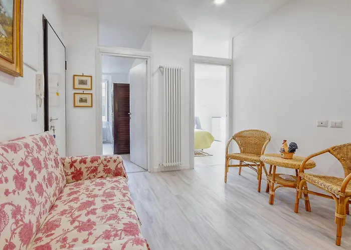 3 Bedroom Amazing In דירה סאבונה